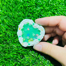 Load image into Gallery viewer, Kiwi Cake Decoden Resin Shaker