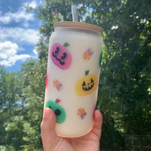 Load image into Gallery viewer, AC Halloween Pumpkins & Candy Beer Can Glass Cup