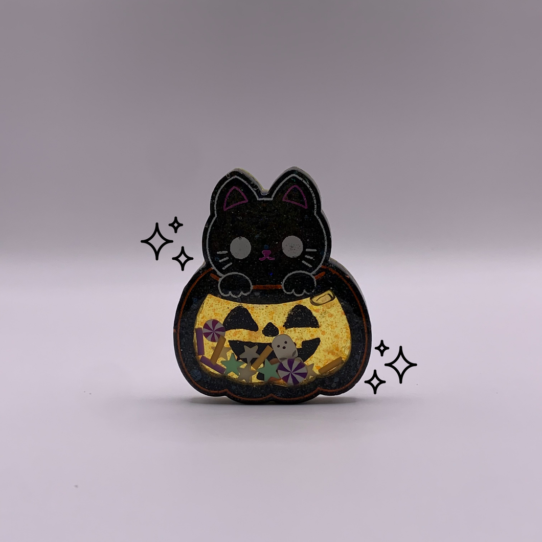 Spooky Halloween Pumpkin Cat Resin Shaker